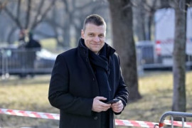 Thumbnail for 6989372