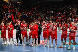 Thumbnail for 6992359