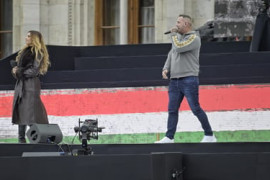 Thumbnail for 6992478