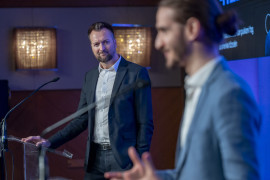 Thumbnail for 6999738