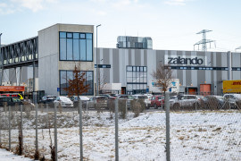 Thumbnail for 7000859