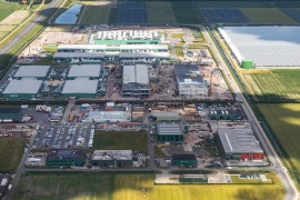 Thumbnail for 7004586