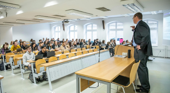 Thumbnail for 7004973