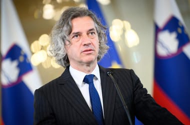 Thumbnail for 7005741