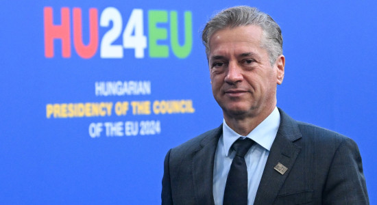 Thumbnail for 7005984