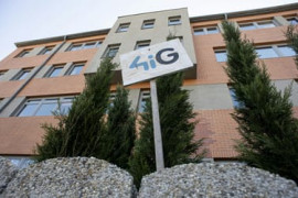 Thumbnail for 7011582