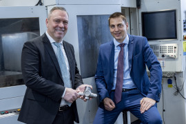 Thumbnail for 7016685