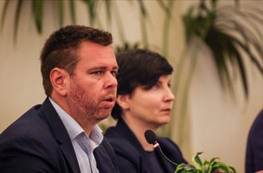 Thumbnail for 7017347