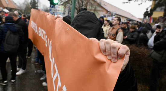 Thumbnail for 7018422