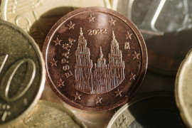 Thumbnail for 7018685