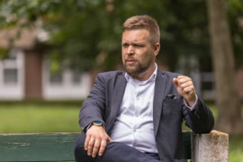 Thumbnail for 7018924