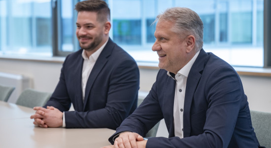 Thumbnail for 7020495