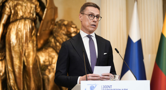 Thumbnail for 7021357