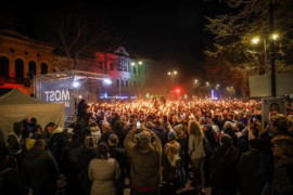 Thumbnail for 7021382