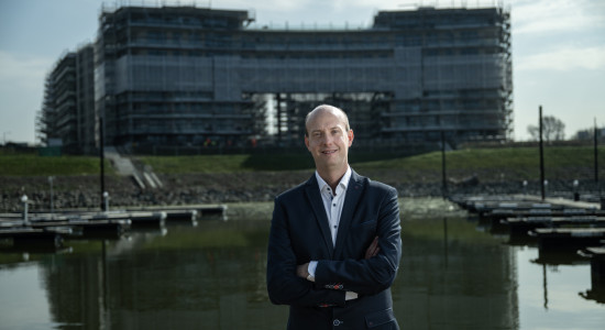 Thumbnail for 7022307