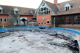 Thumbnail for 7023806