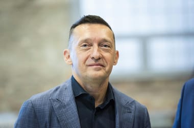 Thumbnail for 7024559