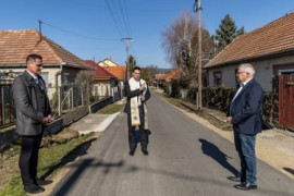 Thumbnail for 7025225