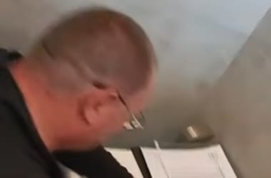 Thumbnail for 7029490