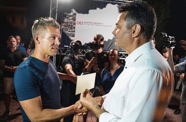 Thumbnail for 7031138