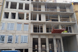 Thumbnail for 7031236