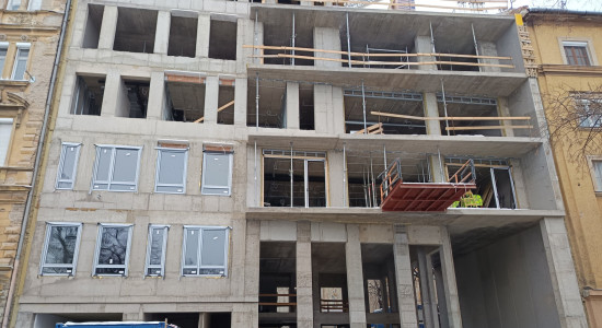 Thumbnail for 7031236