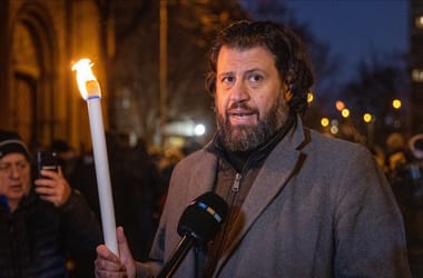 Thumbnail for 7031955