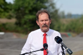 Thumbnail for 7031958