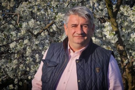 Thumbnail for 7033228