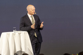 Thumbnail for 7033687