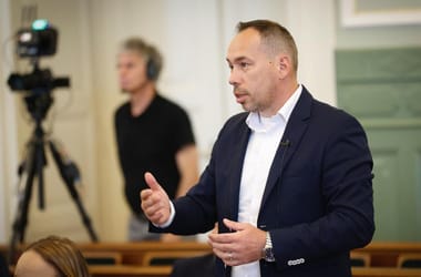 Thumbnail for 7033714