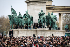 Thumbnail for 7034402