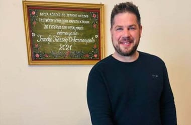 Thumbnail for 7035794