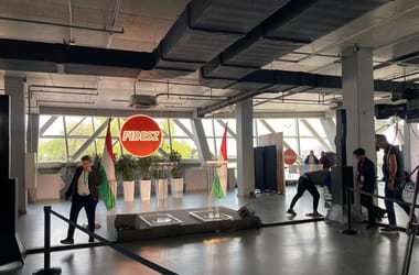 Thumbnail for 7036583