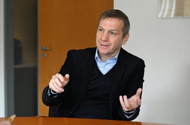 Thumbnail for 7037584