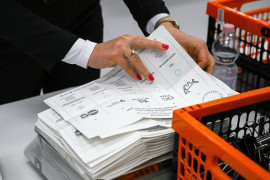 Thumbnail for 7037999