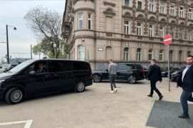 Thumbnail for 7038063