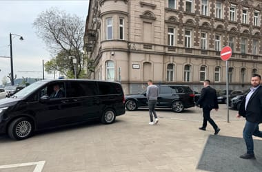 Thumbnail for 7038063