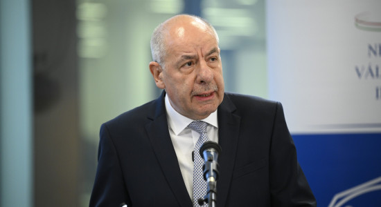 Thumbnail for 7038428