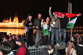 Thumbnail for 7038444