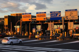 Thumbnail for 7038780