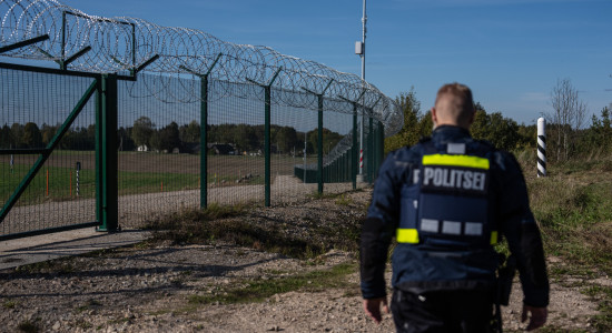 Thumbnail for 7039343