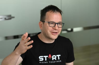 Thumbnail for 7039588