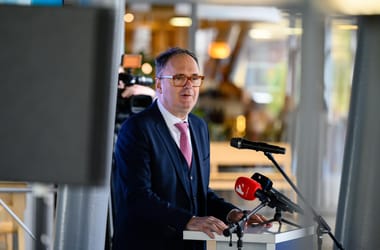 Thumbnail for 7041141