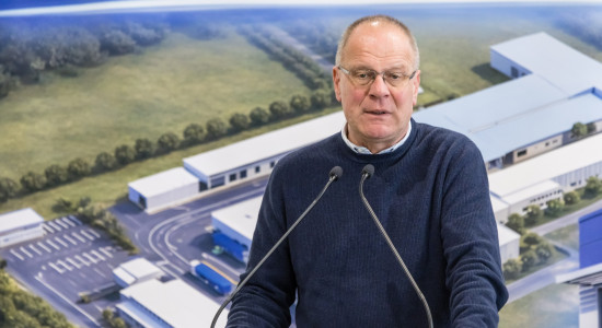 Thumbnail for 7042216