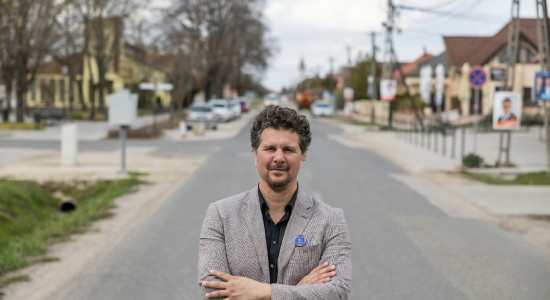 Thumbnail for 7042565