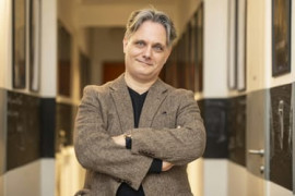 Thumbnail for 7044121