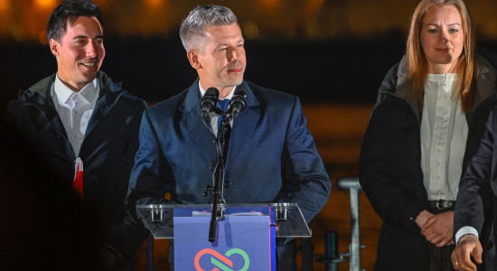 Thumbnail for 7044224