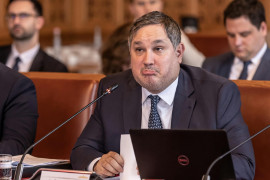 Thumbnail for 7044826