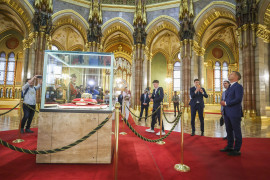 Thumbnail for 7045446